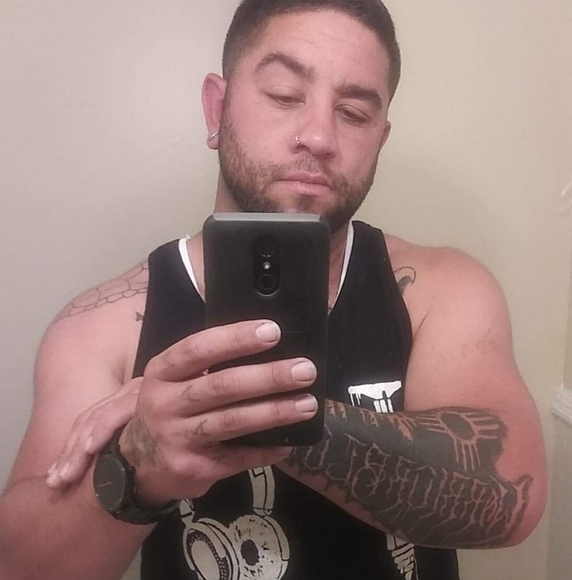 Meet your Posher, Dylan - Picture 1 of 1